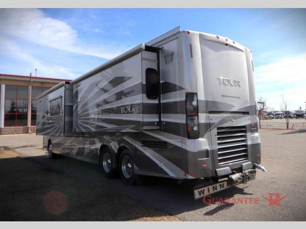 Used 2014 Winnebago Tour 42GD image 4