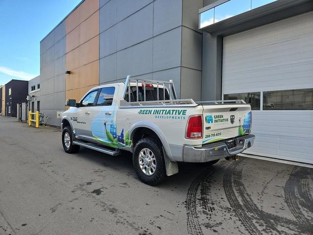 2018 RAM 3500 Laramie 4x4 Crew Cab 6'4 Box | No Reported Accidents! image 4