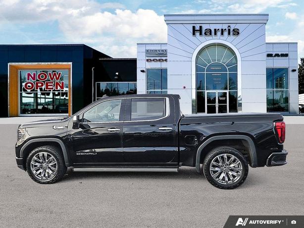 2023 GMC Sierra 1500 4WD Crew Cab 147 Denali | No Reported Accidents! image 3