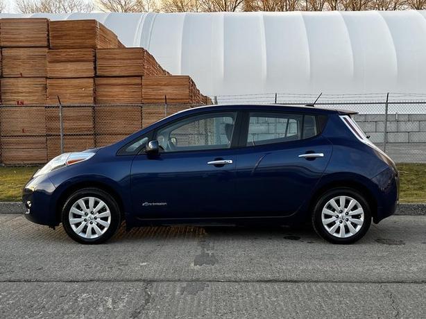 2016 Nissan LEAF S Electric image 5
