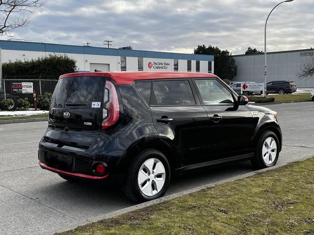 2016 Kia Soul EV Luxury image 8