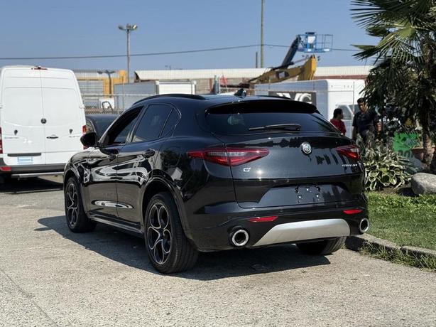 2020 Alfa Romeo Stelvio Q4 AWD image 8