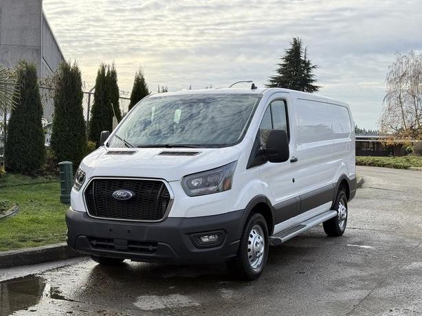 2023 Ford Transit 250 Cargo Van Low Roof. 130-inch WheelBase AWD image 4