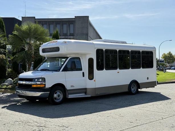 2014 Chevrolet Express G4500 19-Passenger Kneeling Wheelchair Accessible Bus - D image 5