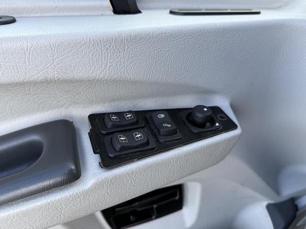 2022 Lion Lion6 Electric Cab and Chassis – 26,000 LB GVWR with BMW Batteries image 3