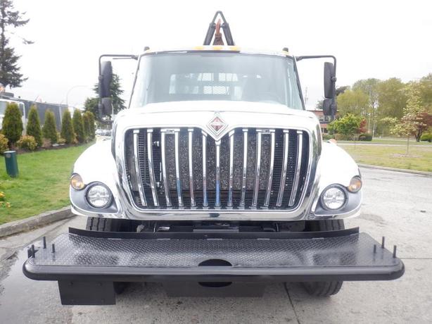 2013 International 7300 Flat Deck 3 Seater Air Brakes Diesel image 3