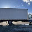 2013 International 4300 24 Foot Cube Van Hydraulic Brakes Diesel Power Tail Gate thumbnail image 7