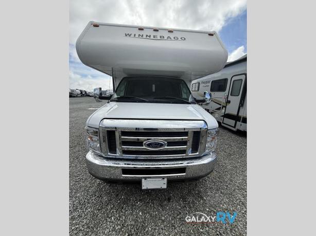 Used 2018 Winnebago Spirit 22M image 2