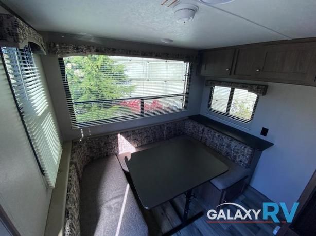 Used 2019 Keystone RV Hideout 21FQWE image 4