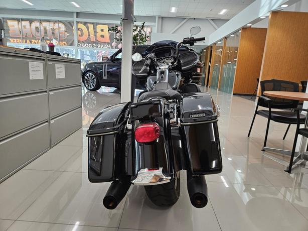 2019 Harley-Davidson FLTRU Road Glide Ultra image 4