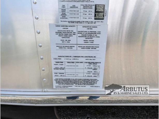 Used 2023 Airstream Flying Cloud 23FB image 5