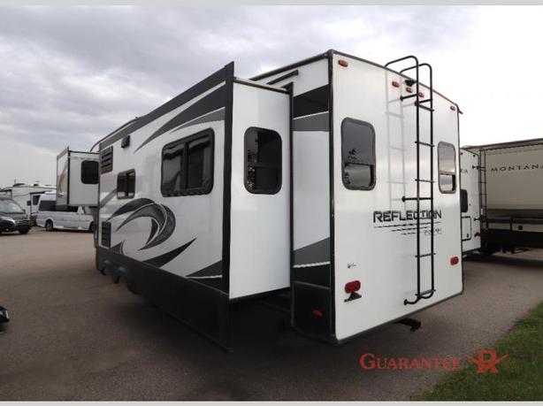 Used 2022 Grand Design Reflection 340RDS image 4