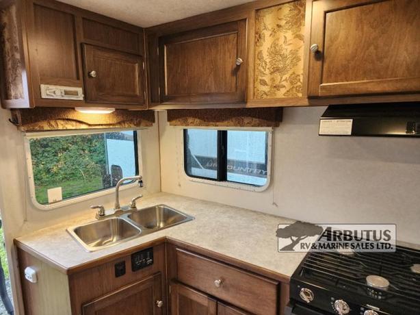 Used 2022 Westland RV Westland Travelaire 95SL image 7