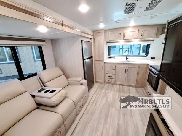 Used 2023 Forest River RV Rockwood Mini Lite 2516S image 6
