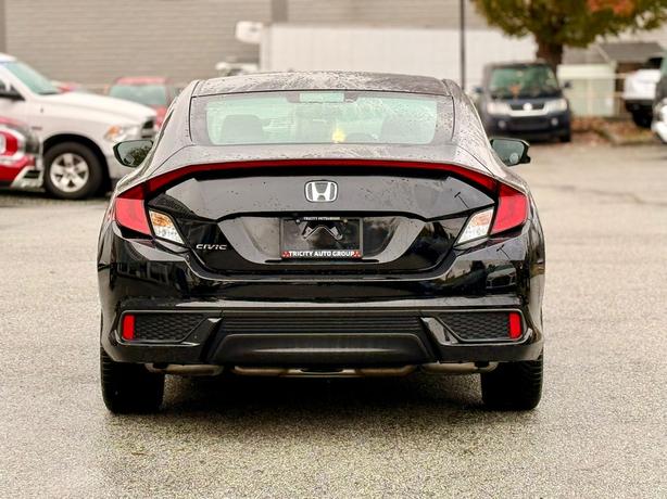 2018 Honda Civic Coupe EX-T - No Accidents, Heated Seats, Dual Climate image 6