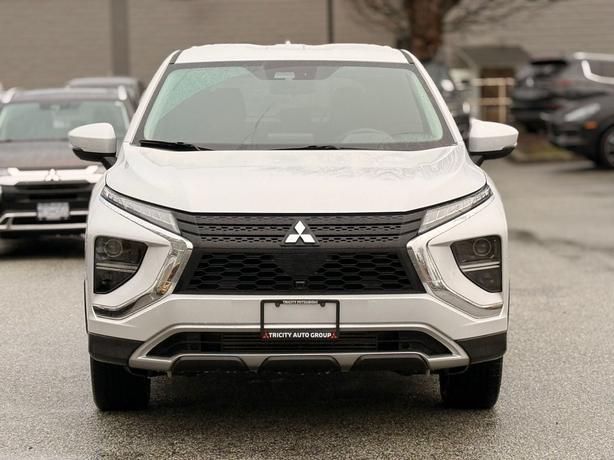 2022 Mitsubishi Eclipse Cross SE - No Accidents, Heated Seats, Heated Steering image 2