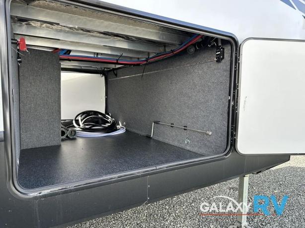 Used 2022 Forest River RV Cardinal 366DVLE image 6