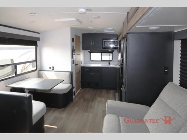 Used 2023 Keystone RV Outback Ultra Lite 221UMD image 8