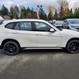 2015 BMW X1 xDrive 28i - Heated Seats, Nav thumbnail image 5