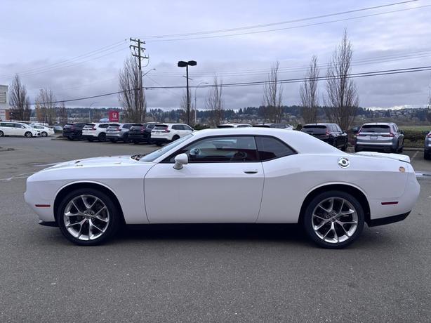 2022 Dodge Challenger SXT image 4