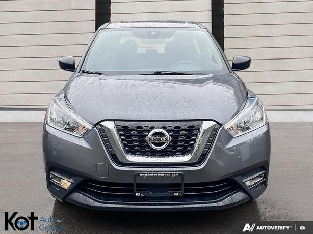 2020 Nissan Kicks S BLUETOOTH! BACKUP CAMERA! PUSH-BUTTON START! image 2