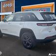 2024 Jeep Grand Cherokee Altitude 4x4  | Heated Seats! thumbnail image 4
