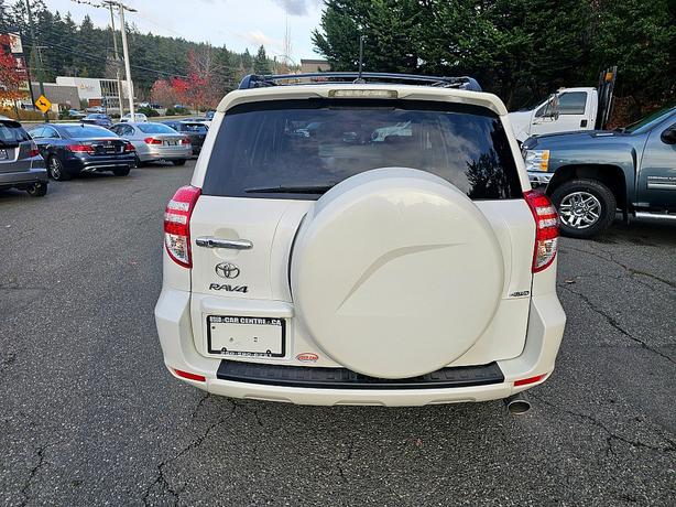 2011 Toyota  RAV4 Ltd image 5