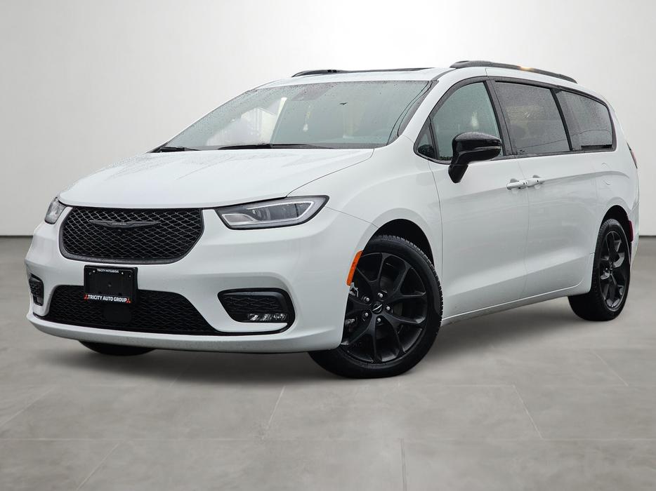 2024 Chrysler Pacifica Touring-L - S Appearance, Sunroof, Leather display photo