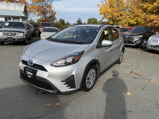 2018 Toyota Prius c image 3
