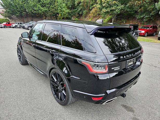 2018 Land Rover  Range Rover Sport Dynamic image 3