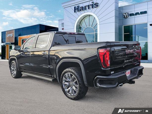 2023 GMC Sierra 1500 4WD Crew Cab 147 Denali | No Reported Accidents! image 4