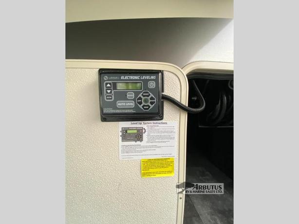 Used 2020 Grand Design Solitude 310GK image 3