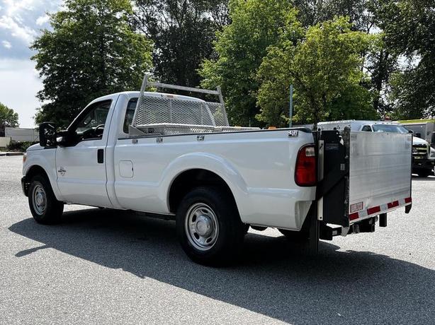 2012 Ford F-250 XL Regular Cab 2WD Diesel with Power Tailgate image 7
