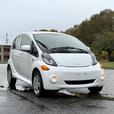 2013 Mitsubishi i-MiEV SE Hatchback 5-Dr Electric thumbnail image 2