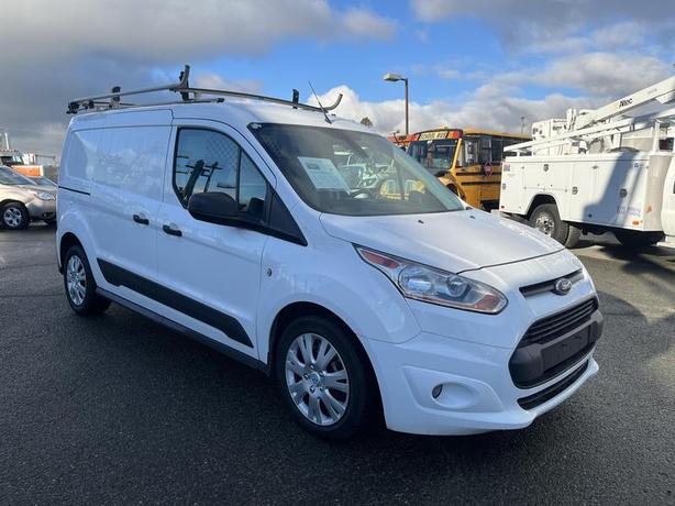 2017 Ford Transit Connect Cargo Van XLT LWB With Ladder Rack image 6