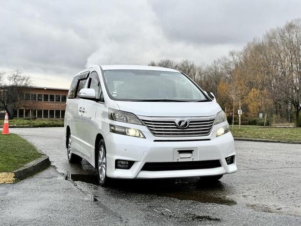 2009 Toyota Vellfire 2.4 AWD Right-Hand-Drive 6-Passenger Van image 2