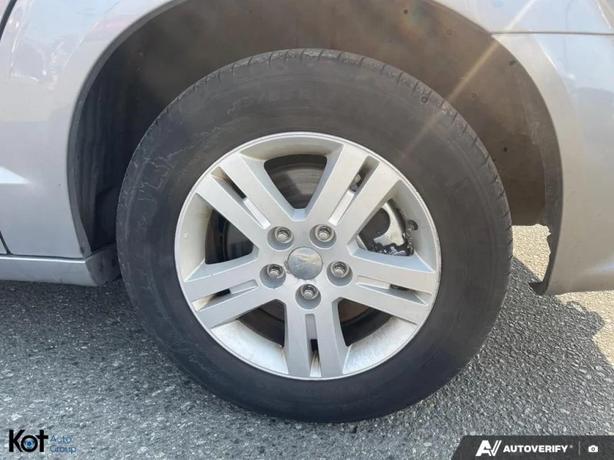 2017 Dodge Grand Caravan Crew Plus image 6