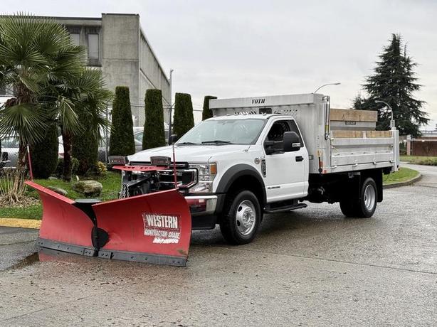 2021 Ford F600 XLT 4x4 Diesel Plow Truck with 11-Foot Dump and Sander image 4