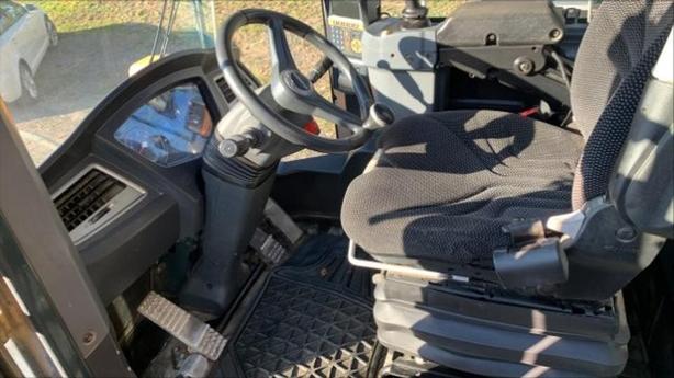 2016 Hyundai HL940 Front End Loader Diesel (8,952 Hours) image 4