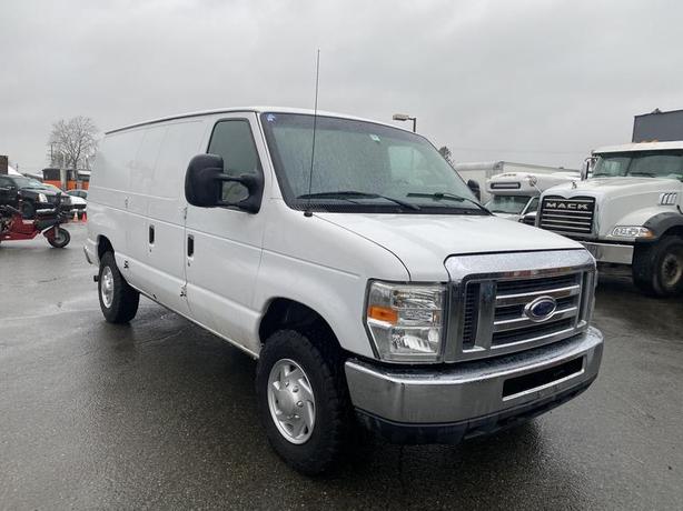 2011 Ford Econoline E-350 Super Duty image 7