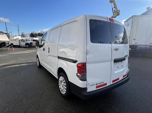 2015 Chevrolet City Express 1LT Cargo Van image 3