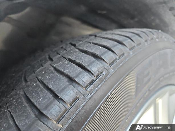 2020 Hyundai Elantra Preferred w/Sun & Safety Package | Heated Seats | Cruise Co image 7