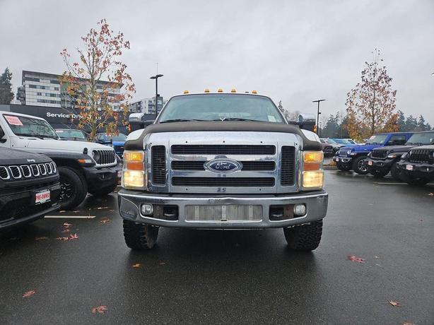 2009 Ford Super Duty F-350 DRW | Cruise Control! image 2