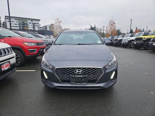 2019 Hyundai Elantra GT Preferred | Heated Seats | Cruise Control! image 2