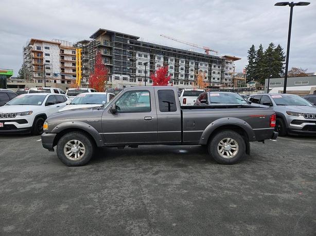 2011 Ford Ranger 4WD | No Reported Accidents! image 3