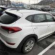 2017 Hyundai Tucson Base KEYLESS ENTRY! POWER OPTIONS! BACKUP CAMERA! thumbnail image 3
