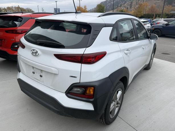 2019 Hyundai Kona Essential ! ONE OWNER! NO ACCIDENT! HEATED SEATS! BACKUP CAMER image 4
