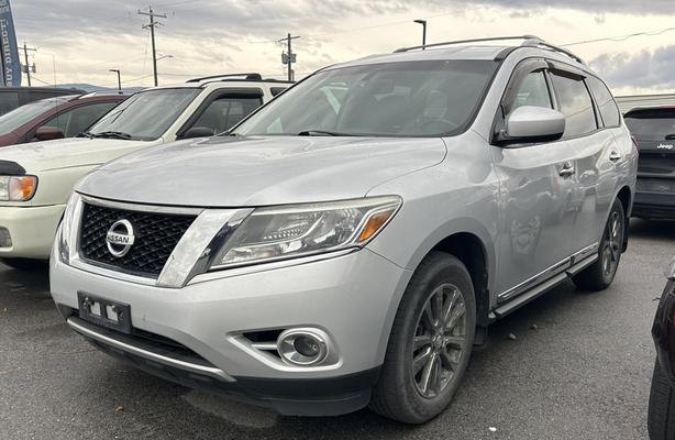 2013 Nissan Pathfinder SL AUTO, CRUISE CONTROL, THREE ROWS, POWER SEATS AND WIND image 1