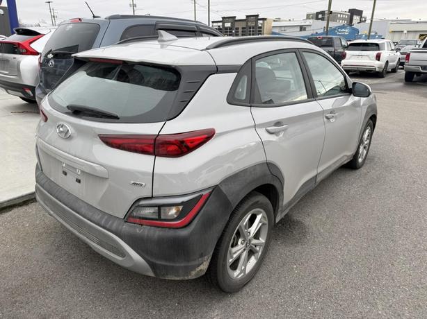 2023 Hyundai Kona Preferred ! HEATED MIRRORS/ SEATS! BACKUP CAMERA! NO ACCIDENT! image 3
