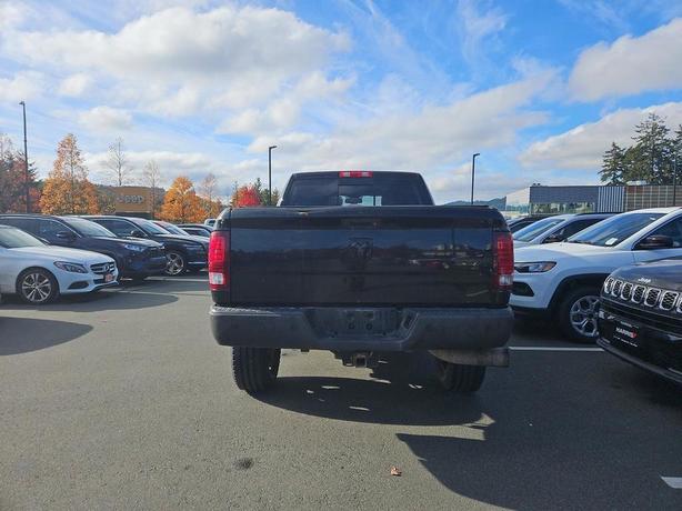2014 RAM 2500 Laramie 4WD | Power Sunroof! image 5